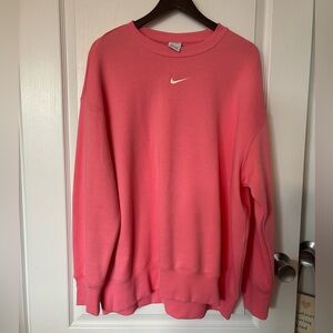 NWT Nike Women’s Oversized Phoenix Crewneck